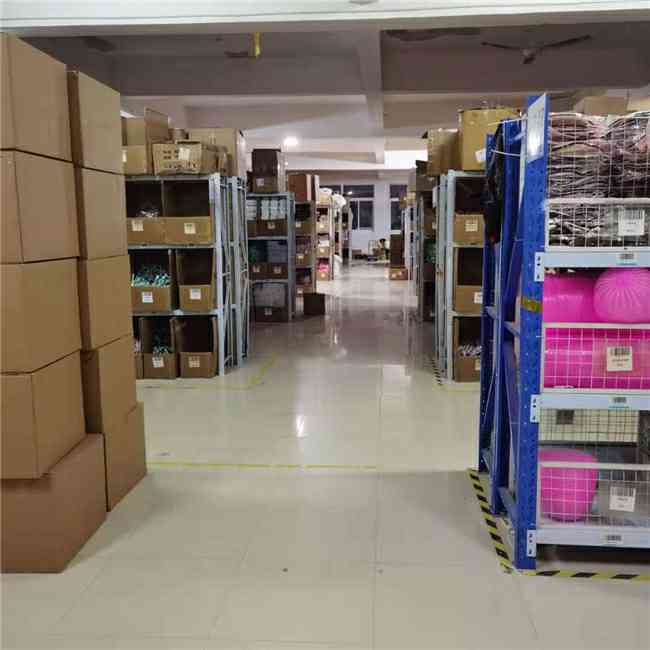 新老賣家涌入，Shopee全托管全面爆發(fā)，日用百貨銷售成為焦點(diǎn)